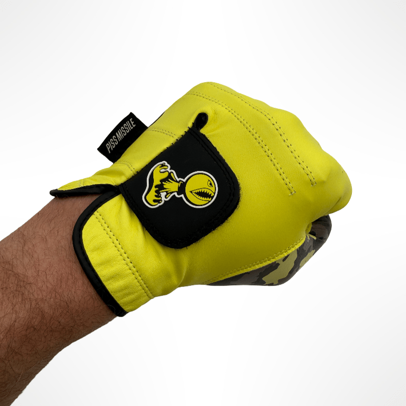 PISS MISSILE CABRETTA LEATHER GOLF GLOVE - Piss Missile Golf Balls