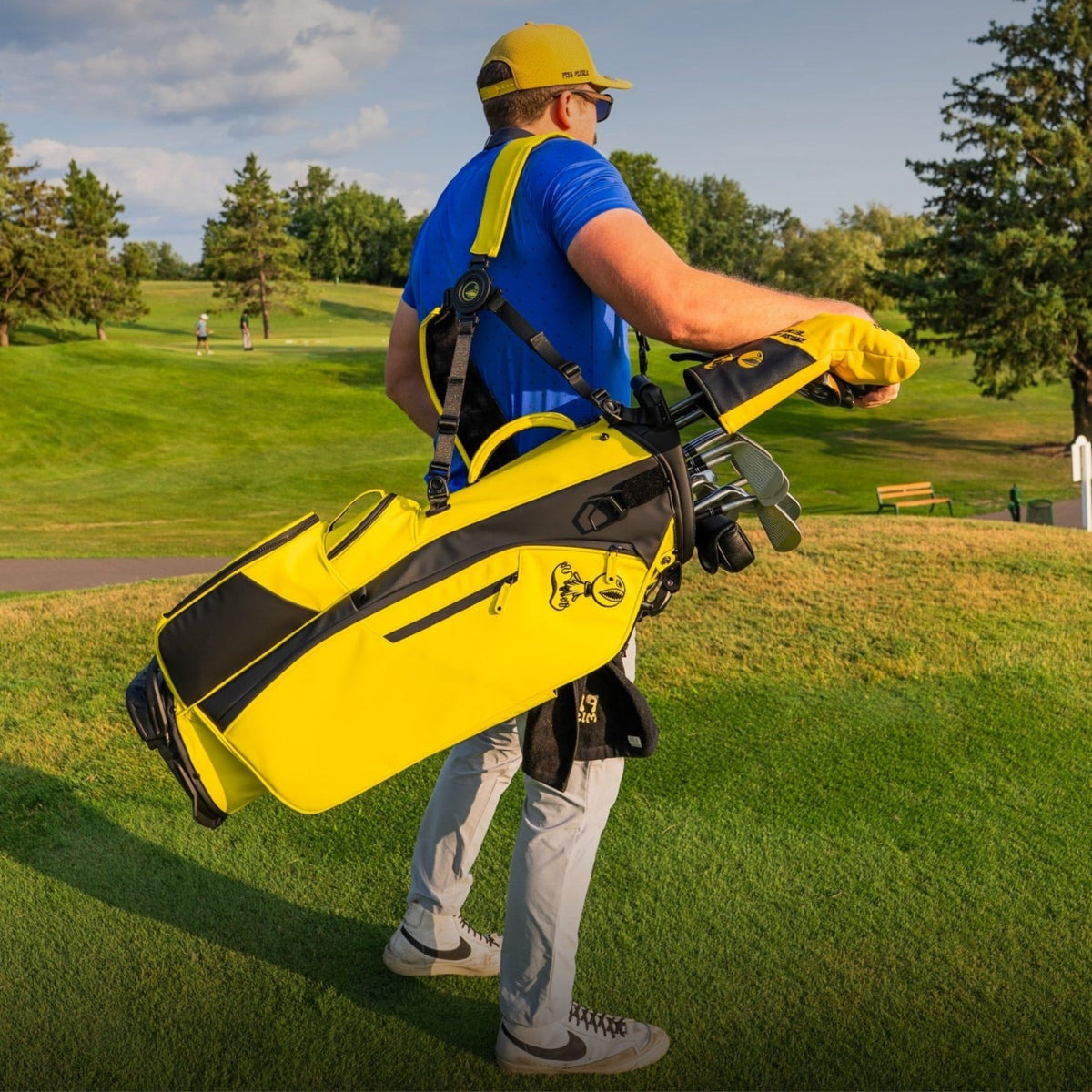 PISS MISSILE GOLF STAND BAG - Piss Missile Golf Balls